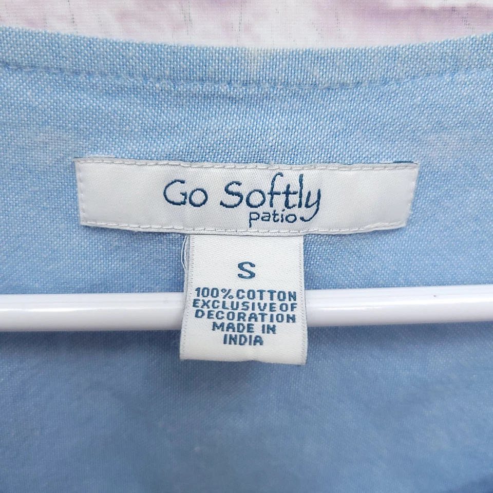 Vestido de casa colorido bordado Go Softly para patio pequeño con cremallera completa Foto 3 de 4