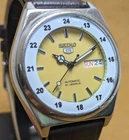 Rare vintage Seiko 5 automatic day date movement number 7s26A japan made men's w