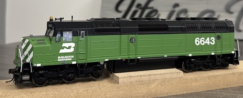 Athearn Genesis HO #G67519 Burlington Northern F45 diésel #6643 DCC listo/¡NUEVO EN CAJA! | Zustand: Used