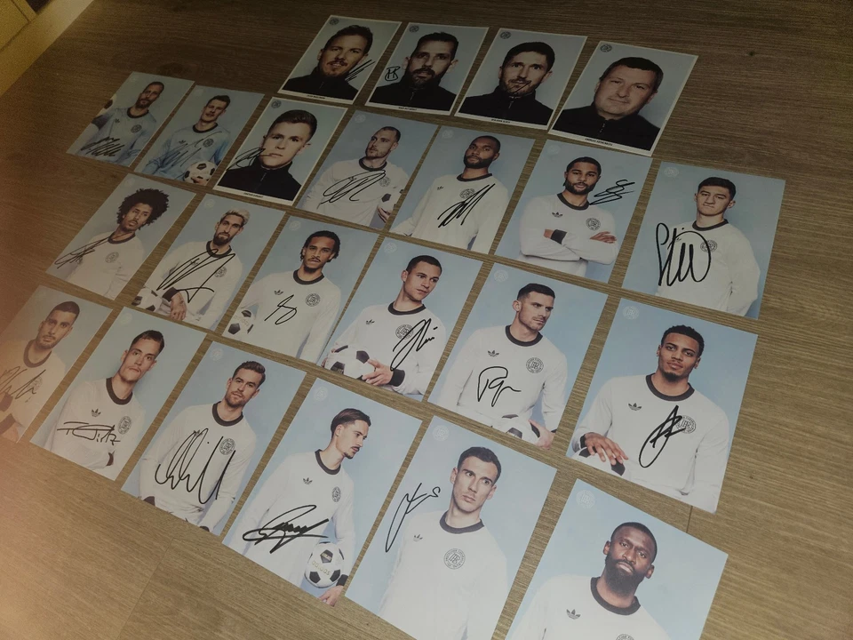 23 x DFB Autogrammkarten Satz 125 Jahre DFB Original Signiert - Bild 3 von 4