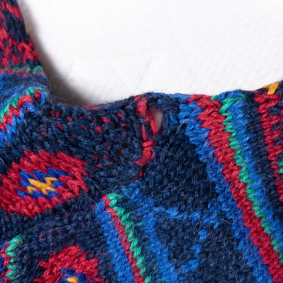 Peruvian Alpaca Sweater Men XL Fair Isle Ski Lodge Cosby Biggie Vintage Handmade - Image 3 of 4