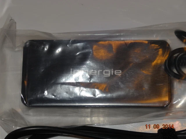 Innergie mCube 65W Universal Laptop Adapter, Black - Image 3 of 4