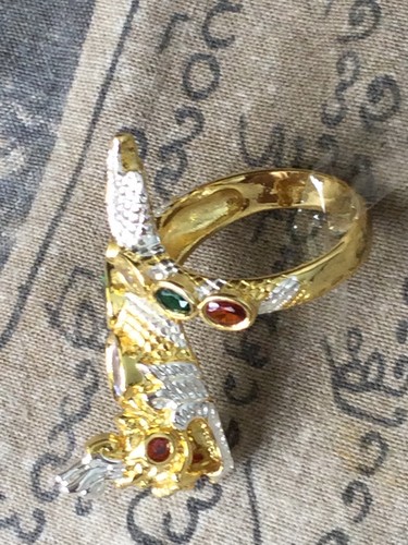 Raro Anillo Mágico de Piedras Preciosas Naga Protector Afortunado Poderoso Bendito Amuletos Tailandeses - Imagen 7 de 10