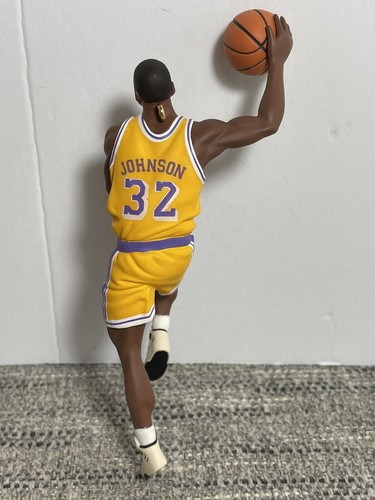 1997 Hallmark Keepsake Magic Johnson Lakers NBA "Hoop Stars" & Card Christmas - Picture 3 of 11