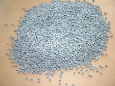 Keramik-Schleifkörper 1Kg  Keramikchips  5x5 mm mittel stark schleifend