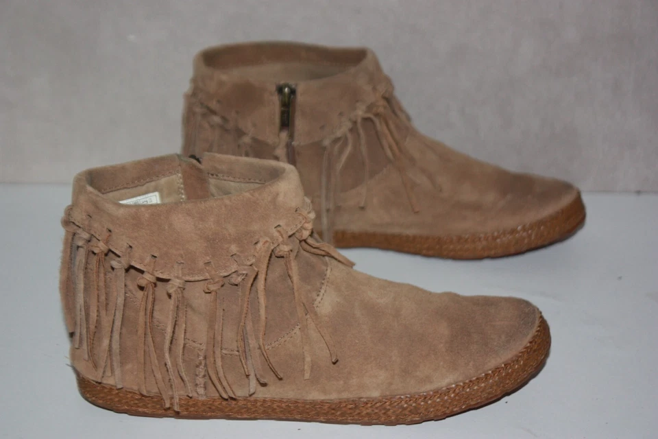 MINNETONKA Boots Daim Marron Clair S/N 1012502 Franges T 38 BE - Photo 1/4