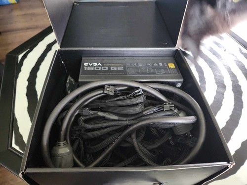 EVGA Supernova 1600 G2 80 Gold 1600w Power Supply (PSU) - Picture 4 of 5