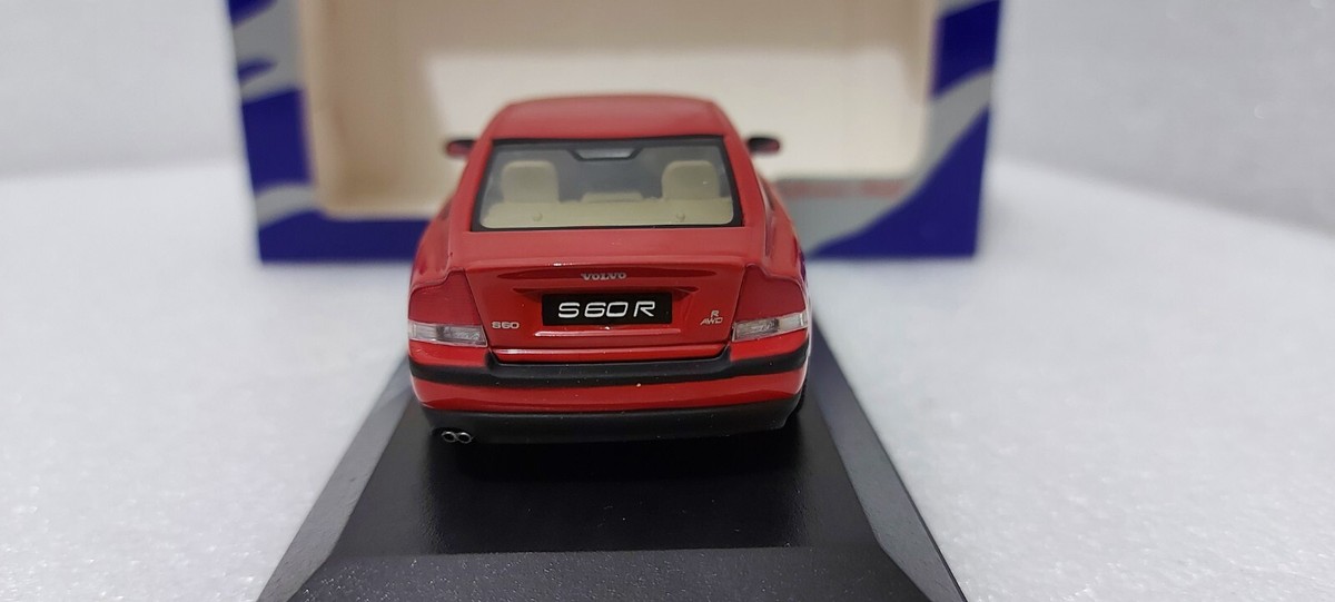 Volvo S60R 2003 Red 1:43 Minichamps Dealer Edition EXTREMELY RARE