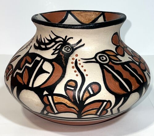 VTG Santo Domingo Kewa Pueblo ROSE PACHECO Signed Handmade Clay NM Pottery Vase