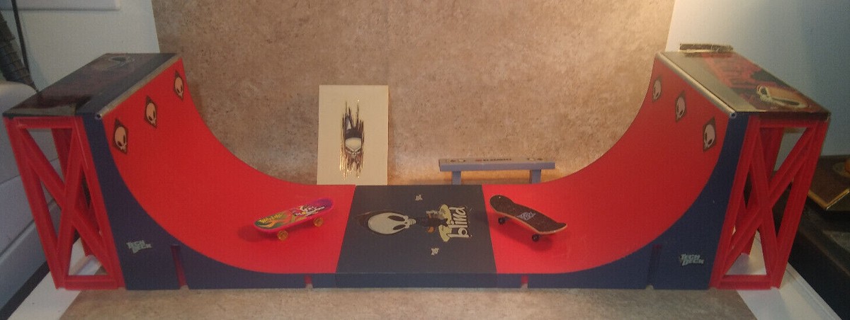 TECHDECK VERT RAMP【World Industries】 Amazon.com: TECH DECK, Vert Wall 2.0, X-Connect Park Creator