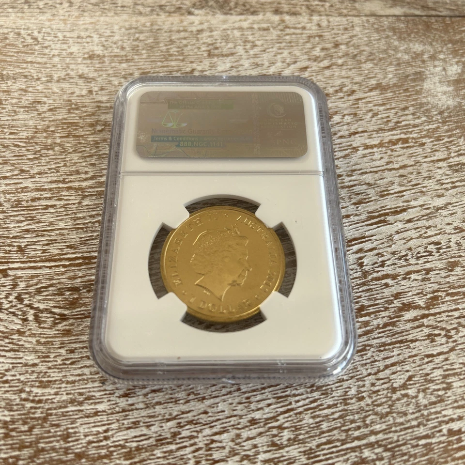 2012P Australia Christmas (Bells) $1 Bronze Coin NGC MS69. - Image 2 of 2