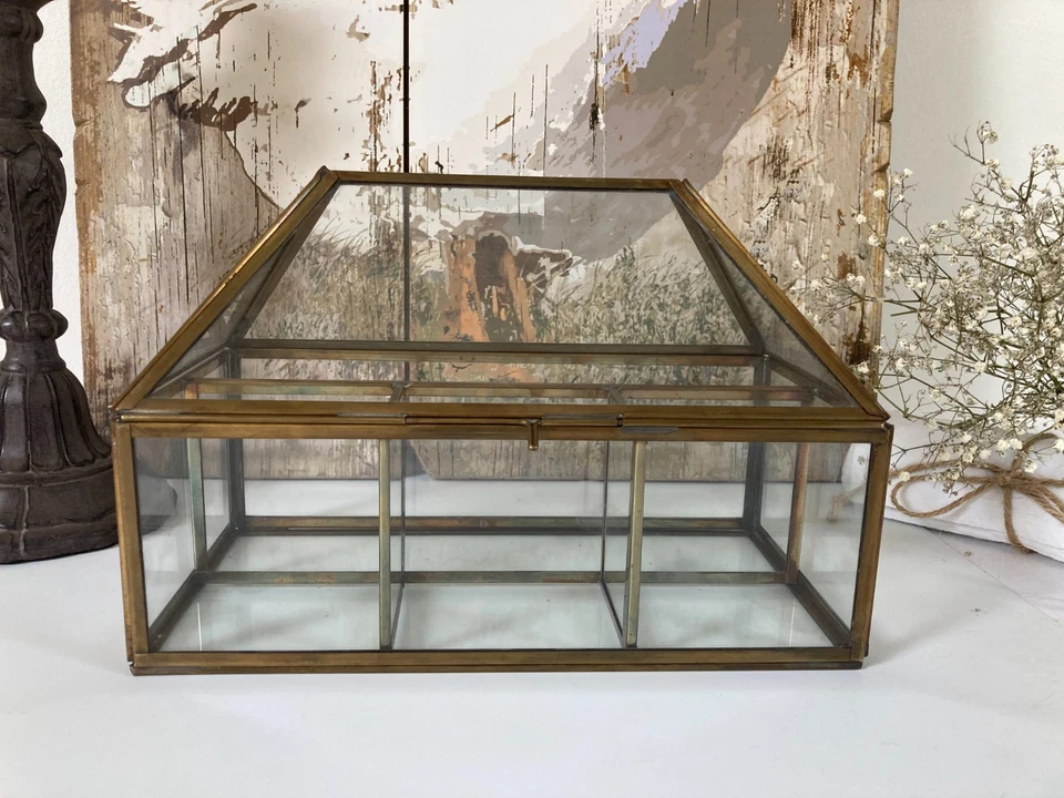 ⚜️ Ancienne Vitrine Décoratif en Verre et Laiton Boite Bijoux Longueur 26 Cm - Photo 2/4