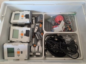 LEGO Mindstorms Education Base Set 9797 Incomplete Includes NXT Tested