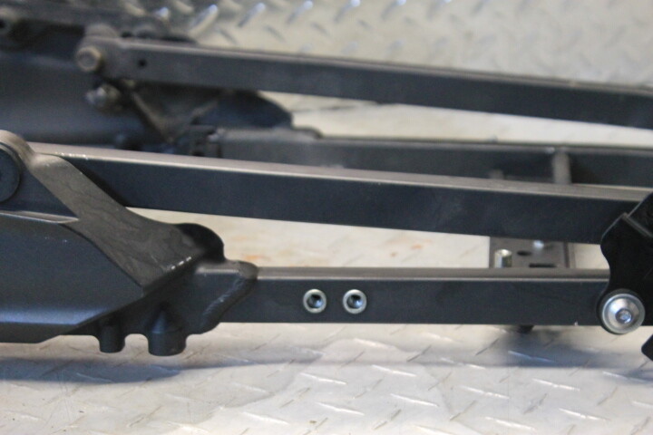 バブリアボディ DRIVESTAR 19B1655 19B1656 Left&Right Rear Brake Calipers for