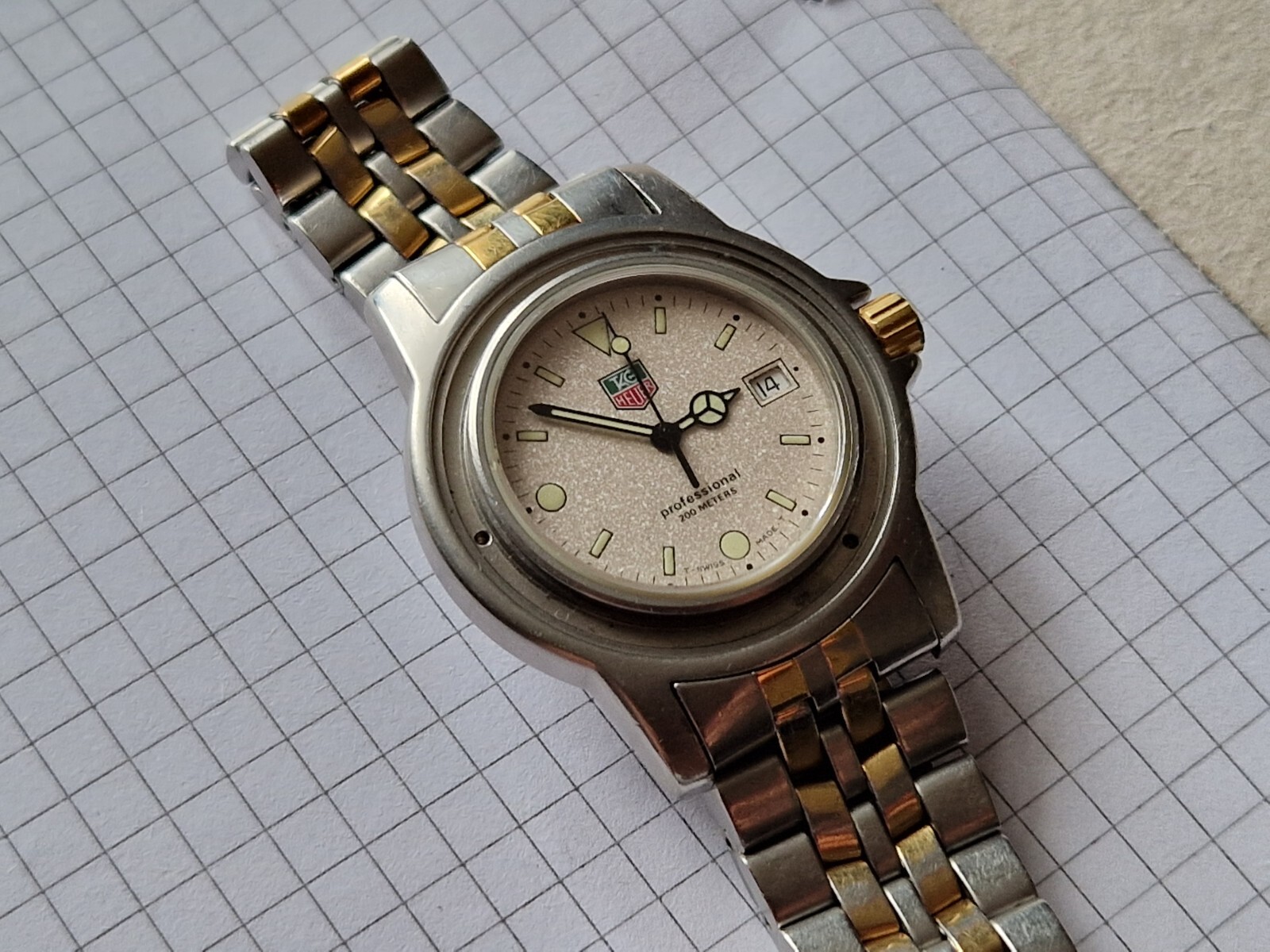 gents vintage divers TAG HEUER Professional 200m quartz ref