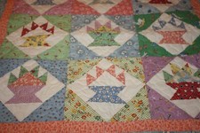 Handmade Quilt 30s Repro Fabric BASKETS 29" Sq Wall Decor or Baby Quilt NEW