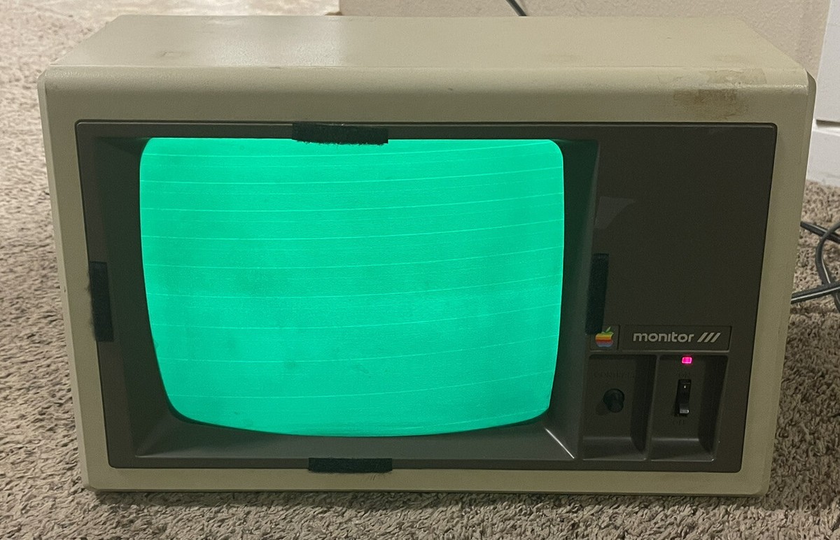 Apple - tomo Apple Monitor III Green Monochrome CRT Computer Monitor