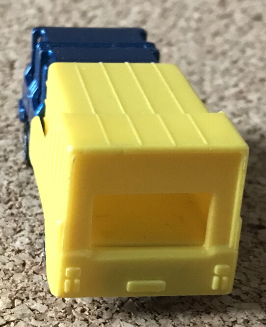 Picture 3 of 6
