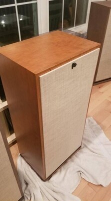 Two (2) Klipsch Forte IV's, Lambswool Grills, new, Nat. Cherry CUSTOM PREORDER