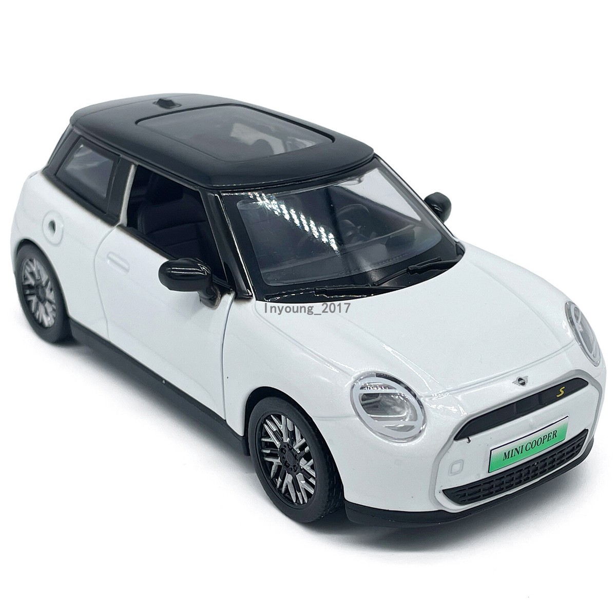 ミニカー Mini Cooper Premium Series s-l1200.jpg