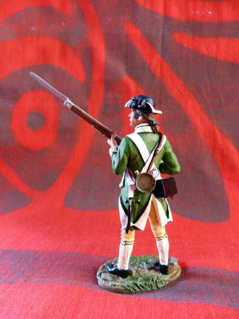 King & Country - America's Revolution - 1776 - AR047 - Standing Ready - Photo 3/3