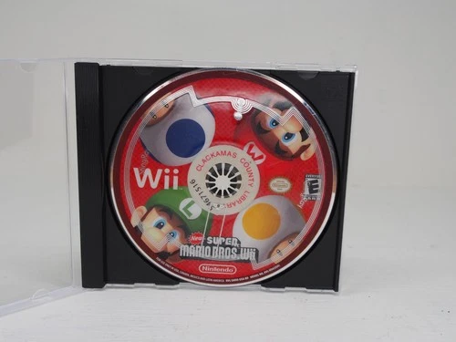 New Super Mario Bros. Wii (Nintendo Wii, 2009) - clean , ex library copy.