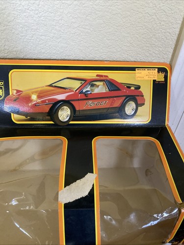 Fiero GT Remote Control Tethered Car Vintage 1980s RC Car Original Box Toy State - Picture 10 of 18