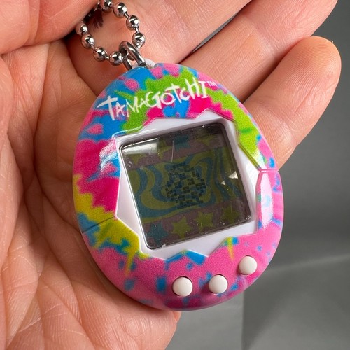 Bandai Tamagotchi Tie-Dye Rainbow Virtual Digital Interactive Pet 2017 WORKS