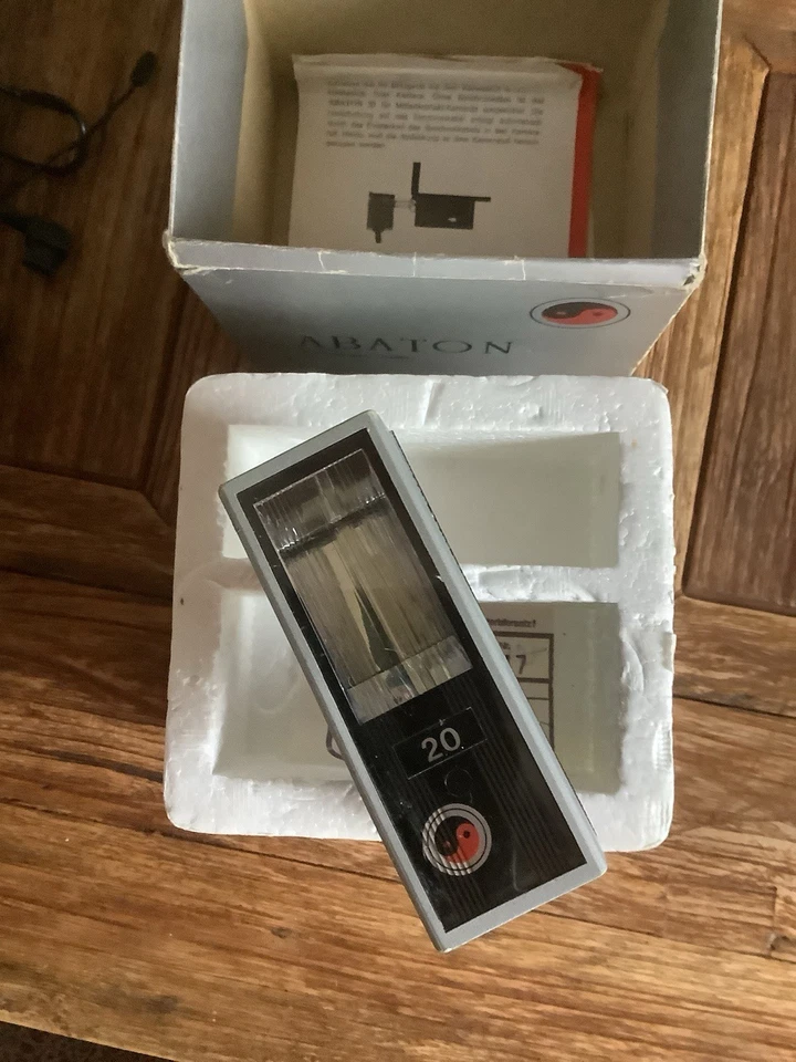 Edixa-Mat Reflex mit Edixa-Travenar-A 2.8/50mm Objektiv - Bild 4 von 4