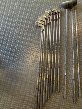 Right-Handed Golf Clubs Multiple Variants And Woods