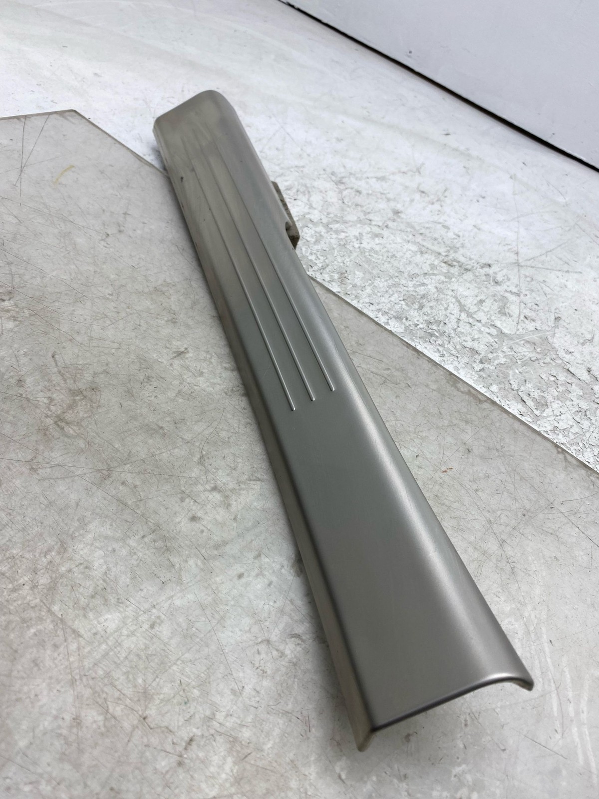 Bentley Flying Spur 2013-2018 REAR+LEFT Scuff plate P/N 3W4863381M