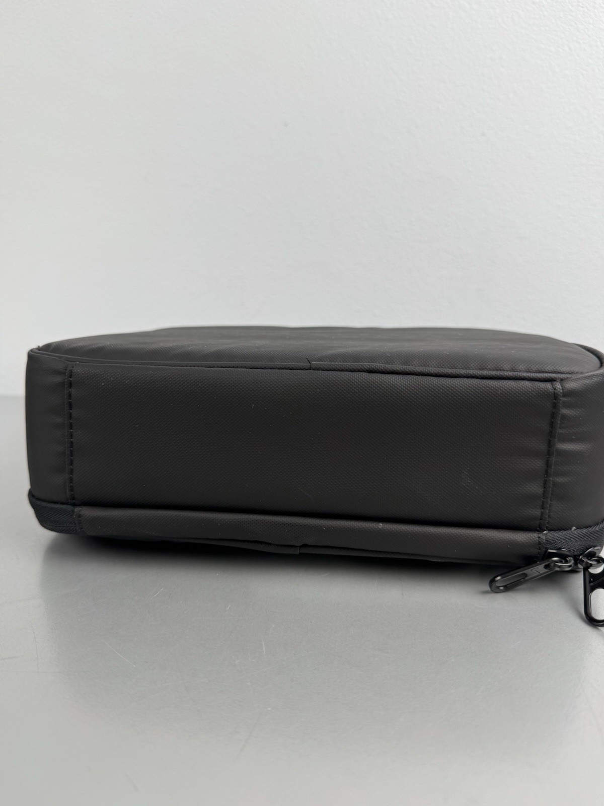 NIKE Hard Shell Lunch Box Insulated Black/Silver w/ Handle & Extra Pocket thumbnail 8