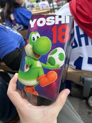 Super Mario Bros. Yoshi Bobblehead Dodgers