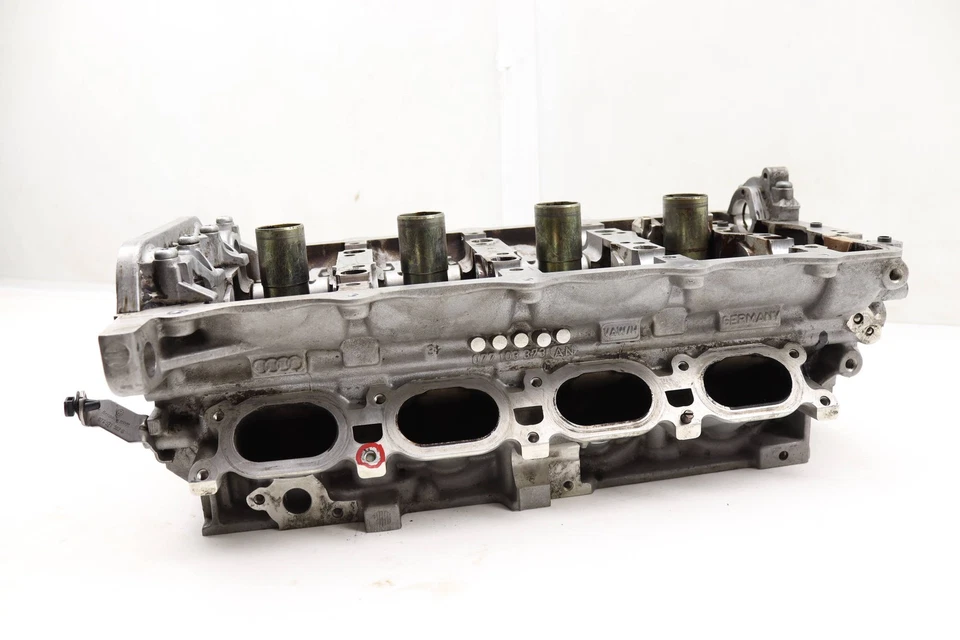 *AS-IS* 2004-2007 AUDI A8 QUATTRO 4.2L - Right Engine Cylinder HEAD Foto 3 de 4