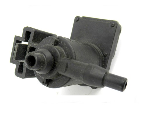 Mercedes-Benz W203 W209 Umschaltventil Ventil Verstellung Kopfstütze A2038000178