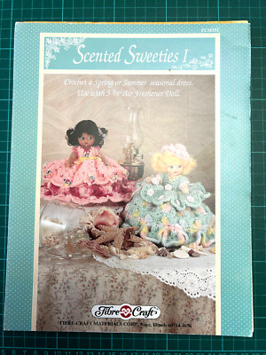 Duftende Sweeties I Kleid Häkelanleitung 5,75'' luffrische Puppe Faser Handwerk FCM351