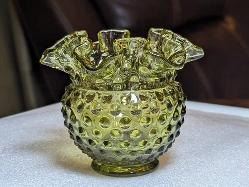 Vintage Fenton Green Ruffled Crimped Edge Hobnail Glass Rose Bowl Vase 4.25" T