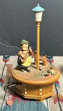 Vintage Anri Handcarved Girl W/Dog Playing Guitar Thoren Music Box Italy