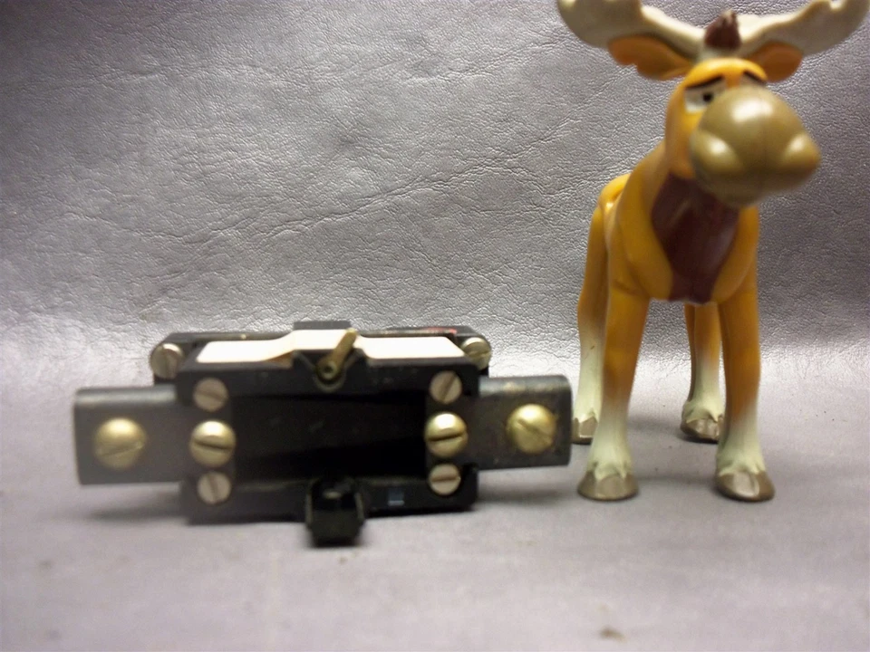 Arrow Hart 42556-A Thermal Relay Manual or Auto Position - Image 3 of 3