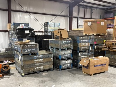 Commercial Semi Truck Mixed Lot Pallet Cummins Paccar Mack Meritor PAI Free Ship
