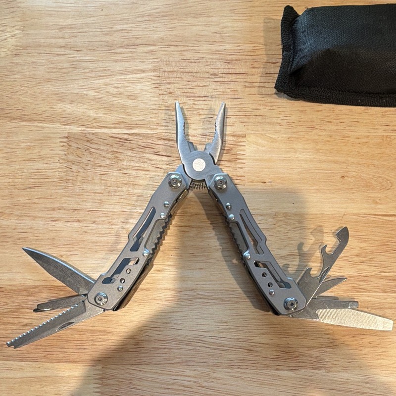 TSA surrendered Folding Pliers Multi-Tool Metal Blade & Handle  w/ Nylon Pouch