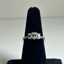 STERLING SILVER 3 STONE Oval -CUT PRONG SET CUBIC ZIRCONIA CZ RING SIZE 7