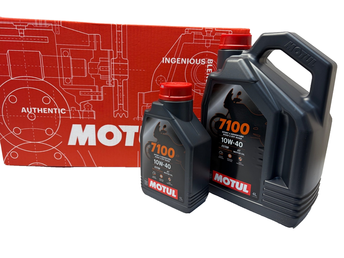 Motul 7100 4T 10W-40 Motorcycle Engine Oil Fully Synthetic 10W40