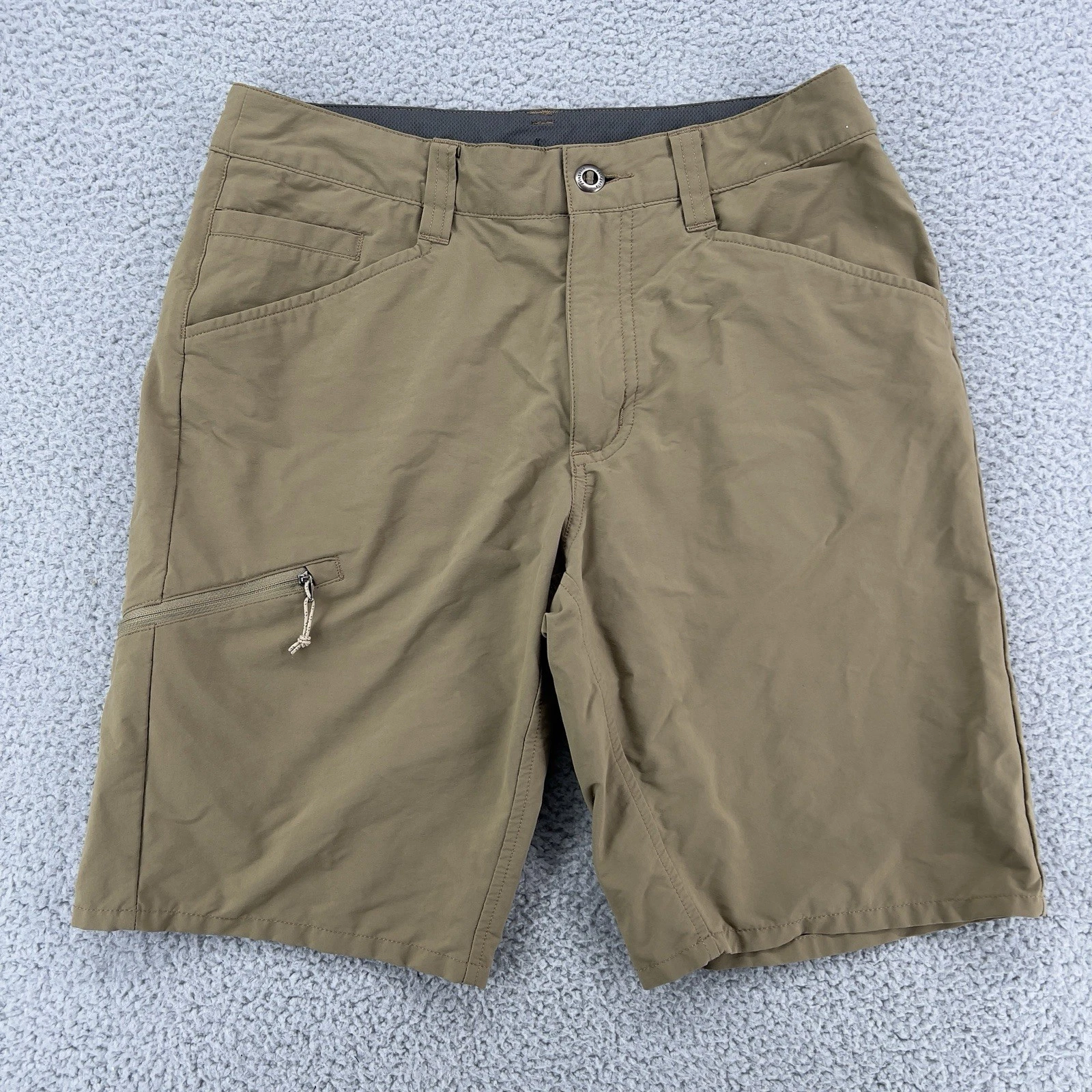 PATAGONIA Shorts Men 30 ASHT Style 57826SP22 Beige Zip Button Hiking Outdoor