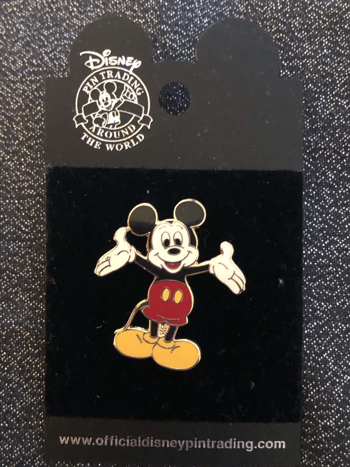 Disney Pin Trading Mickey Mouse