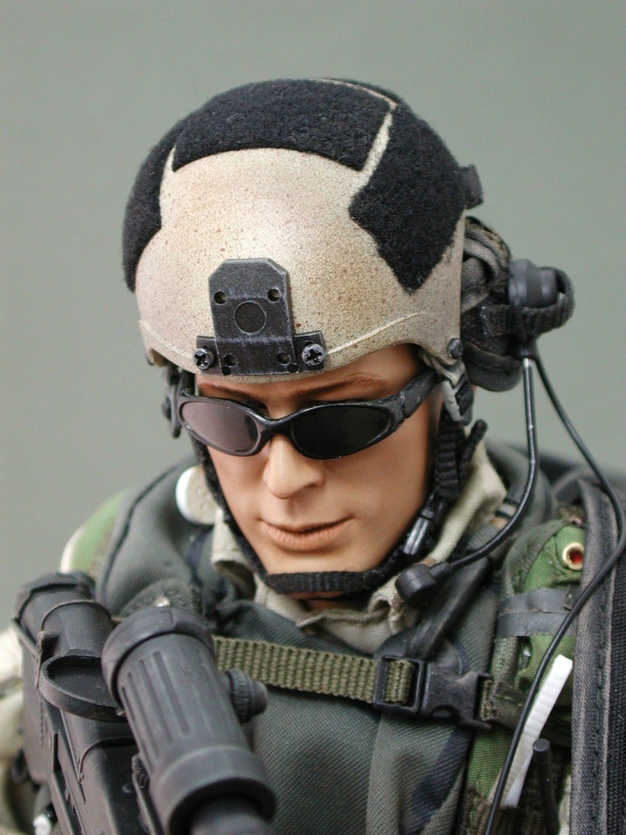 1/6 scale US Navy Seal Water Edge Operation MK43 MOD 0 1/6 scale US Navy Seal Water Edge Operation MK43 MOD 0