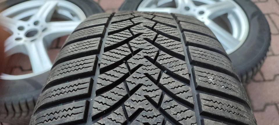 Winterräder BMW X1 F48 Top 225/55 R17  - Bild 3 von 4