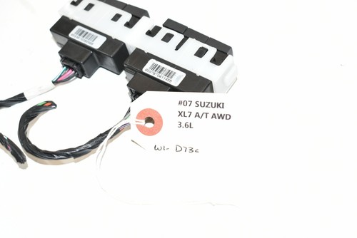 07 08 09 Suzuki XL7 Dash Display & Rear Wiper Switch Front Console - Picture 6 of 6