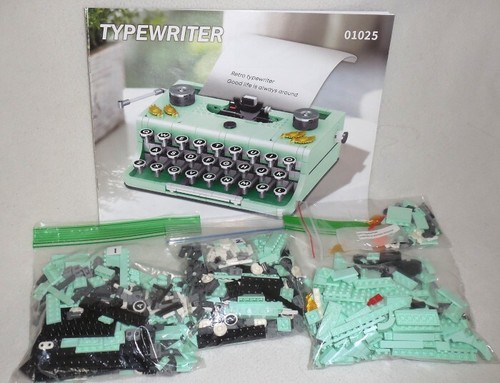 :: RETRO TYPEWRITER - Zhe Gao Mni Building Blocks 820 pieces Complete Set :: - Picture 5 of 6