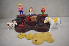 Playmobil Granja Mamá y 2 Niños, Caballo, Pony, Camas de Heno, Gatos y Varios